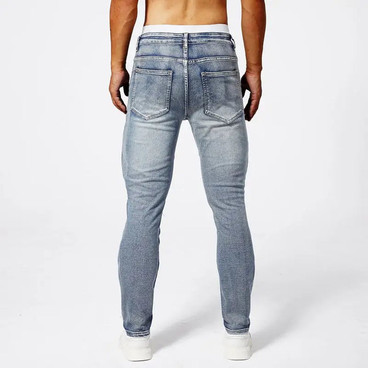 Knox Distressed Jeans