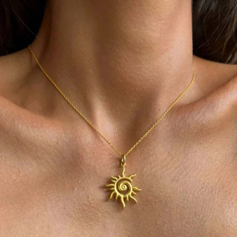 Selene Nova Necklace