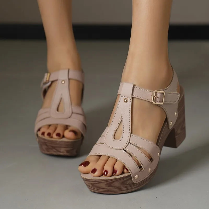 Vittoria Platform Sandal